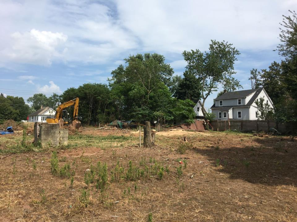 July 2019 Clearing of the future YC_Parking (3)