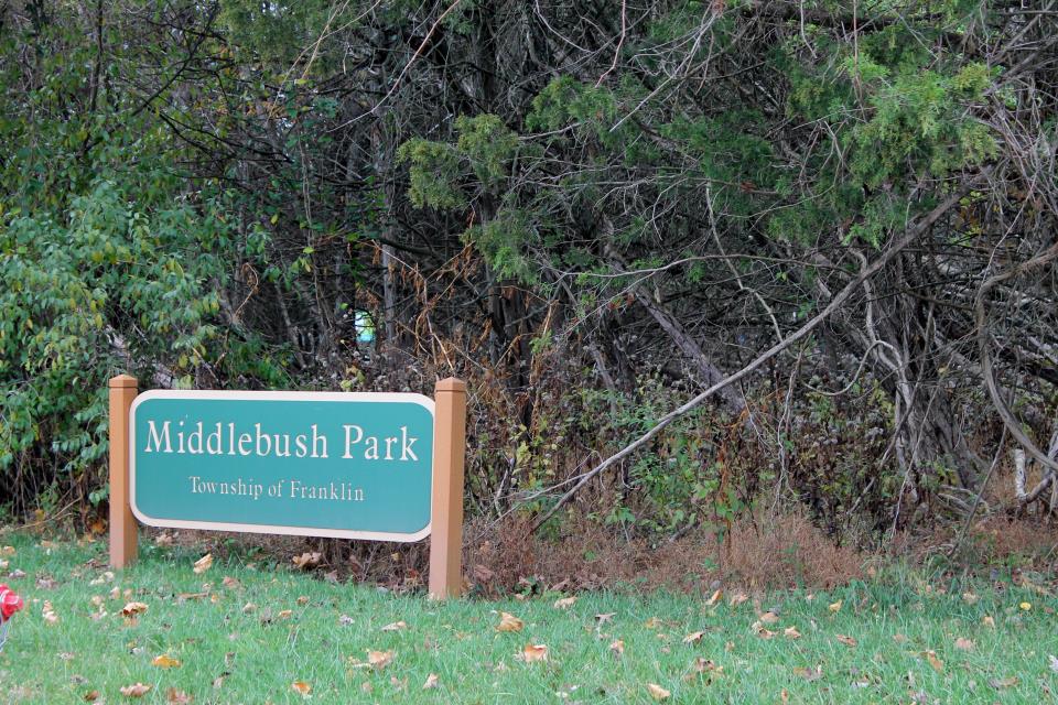 Middlebush Park sign